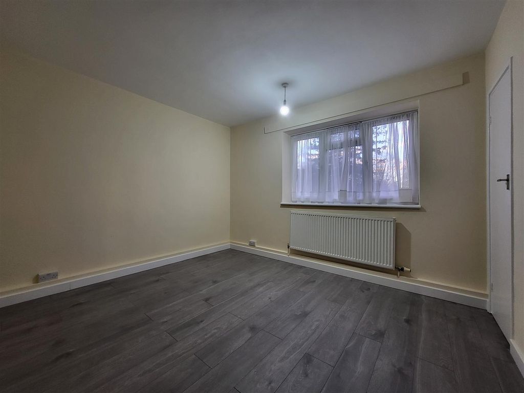 Property photo 3 of 6 20260103_153914.Jpg