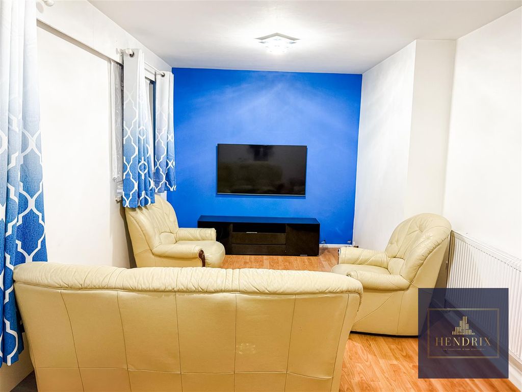 Property photo 3 of 13 Img_2685.Jpg