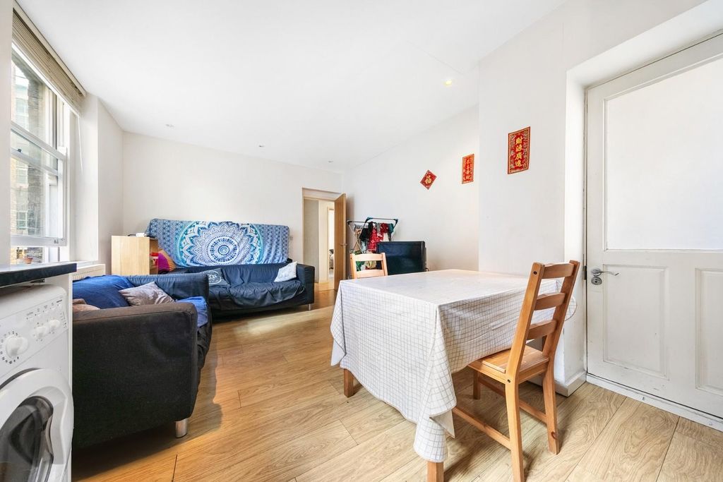 Property photo 2 of 9 07488_00329772.Jpg