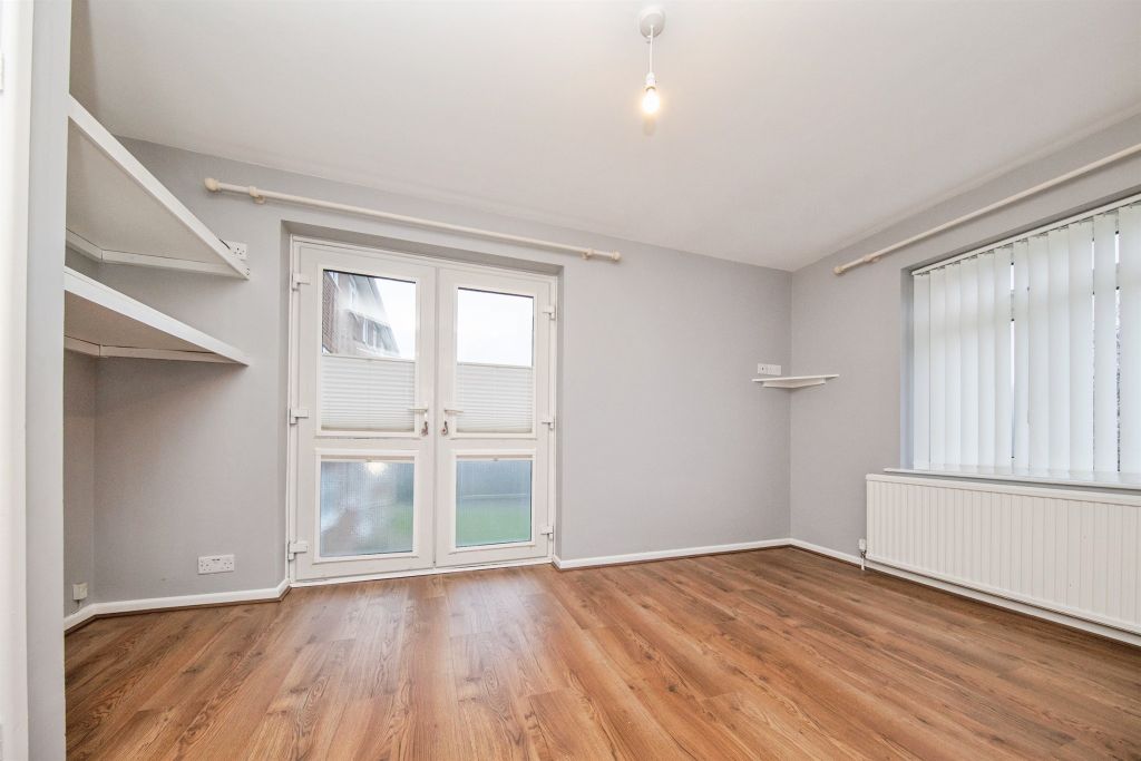 Additional image 9 of 2 bed flat for saleHolland Road, Frinton-On-Sea CO13