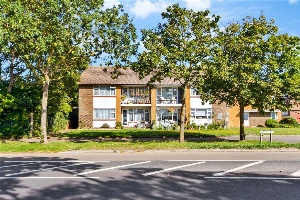 Property photo 2 of 9 External (Web)