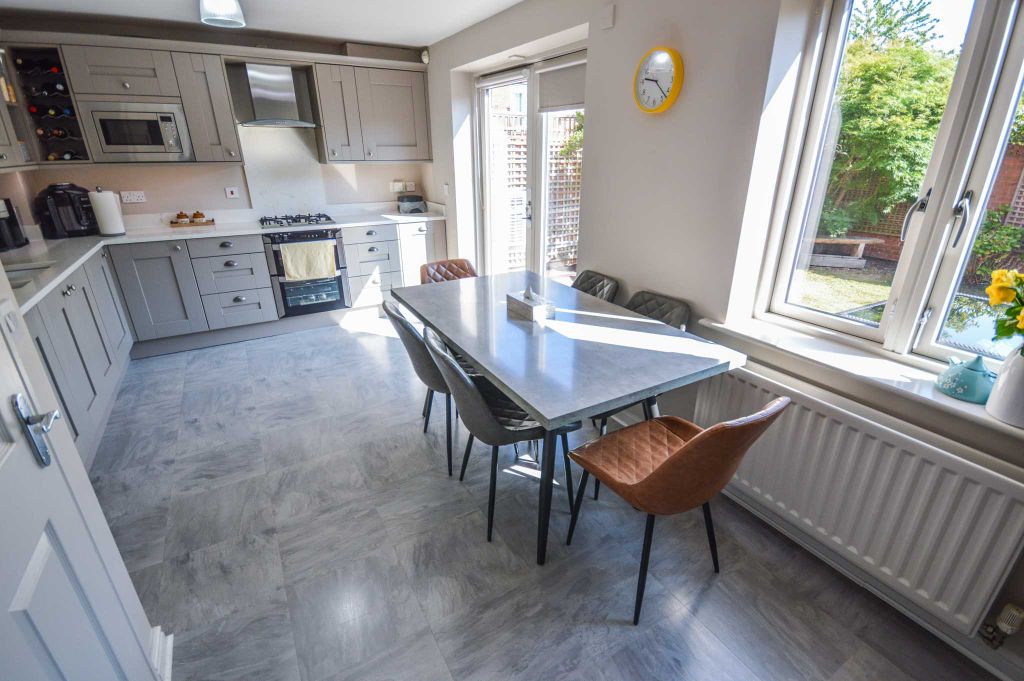 Property photo 1 of 24 Kitchen/Diner