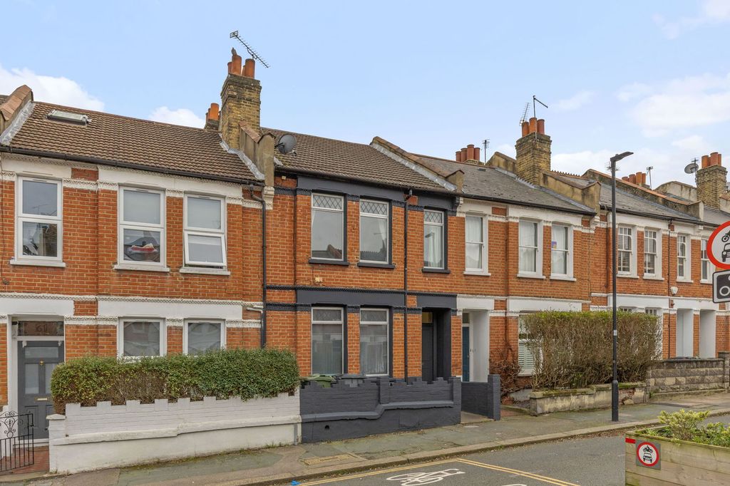 Property photo 1 of 14