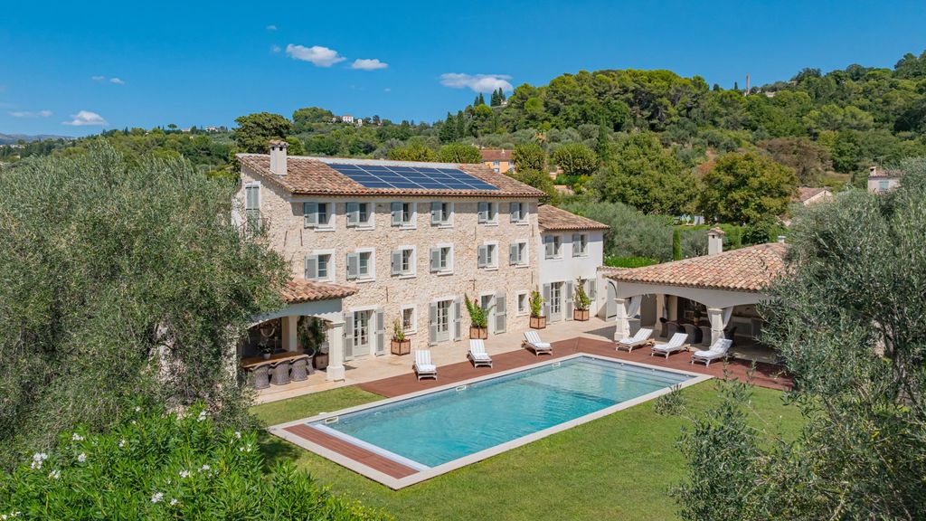 Property photo 1 of 24