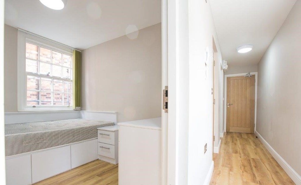 Property photo 3 of 6