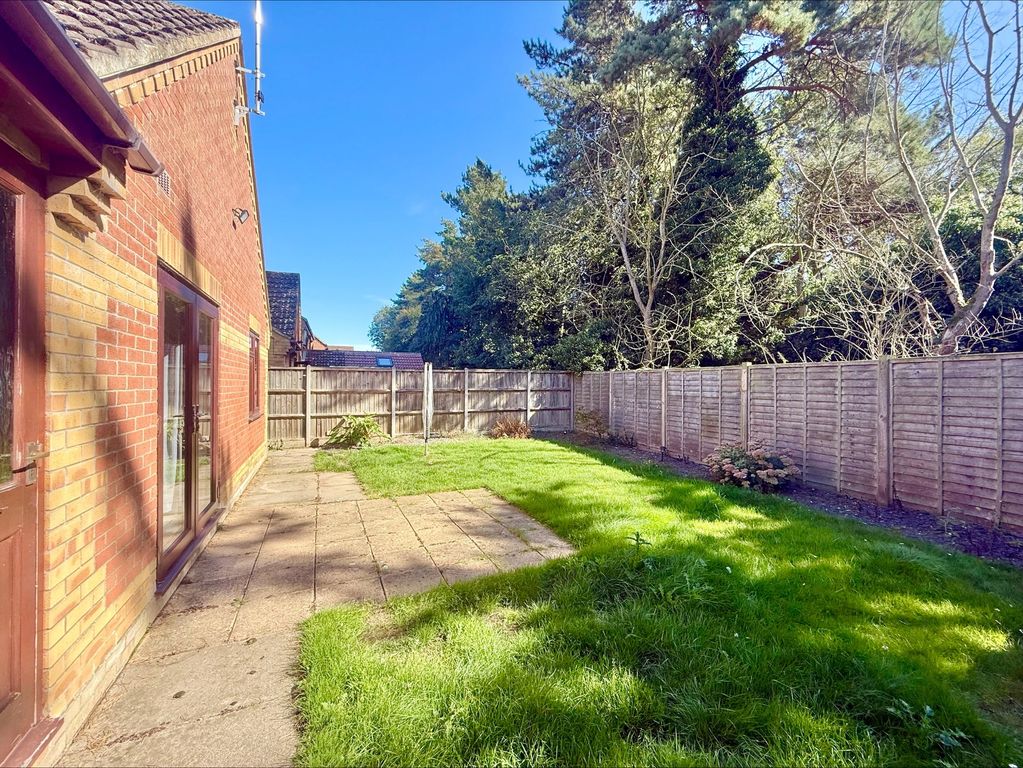 Property photo 2 of 11