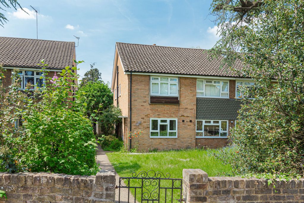 Property photo 1 of 7