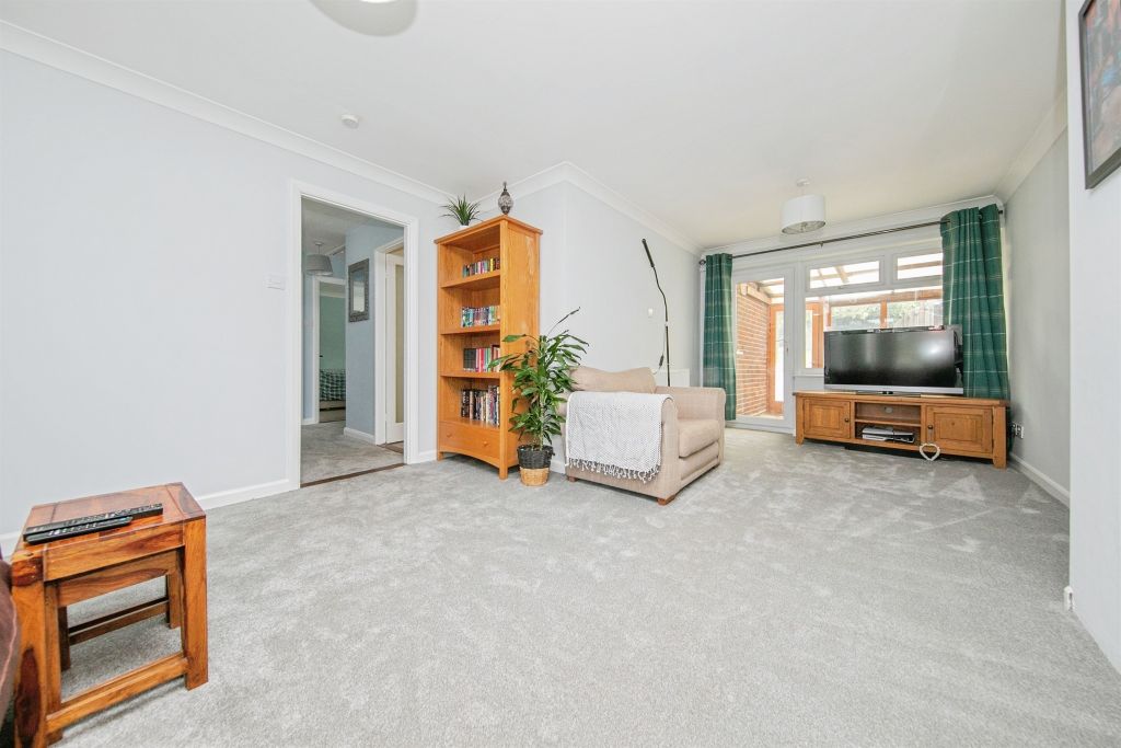 Property photo 3 of 23