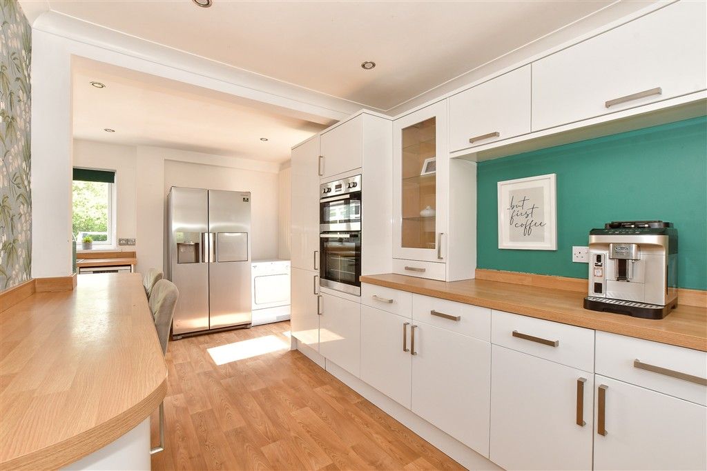 Property photo 3 of 13 Breakfast Area