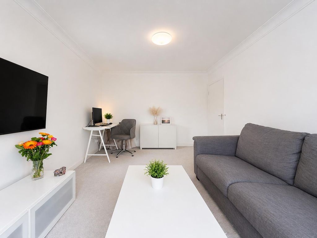 Property photo 2 of 13 4.Png