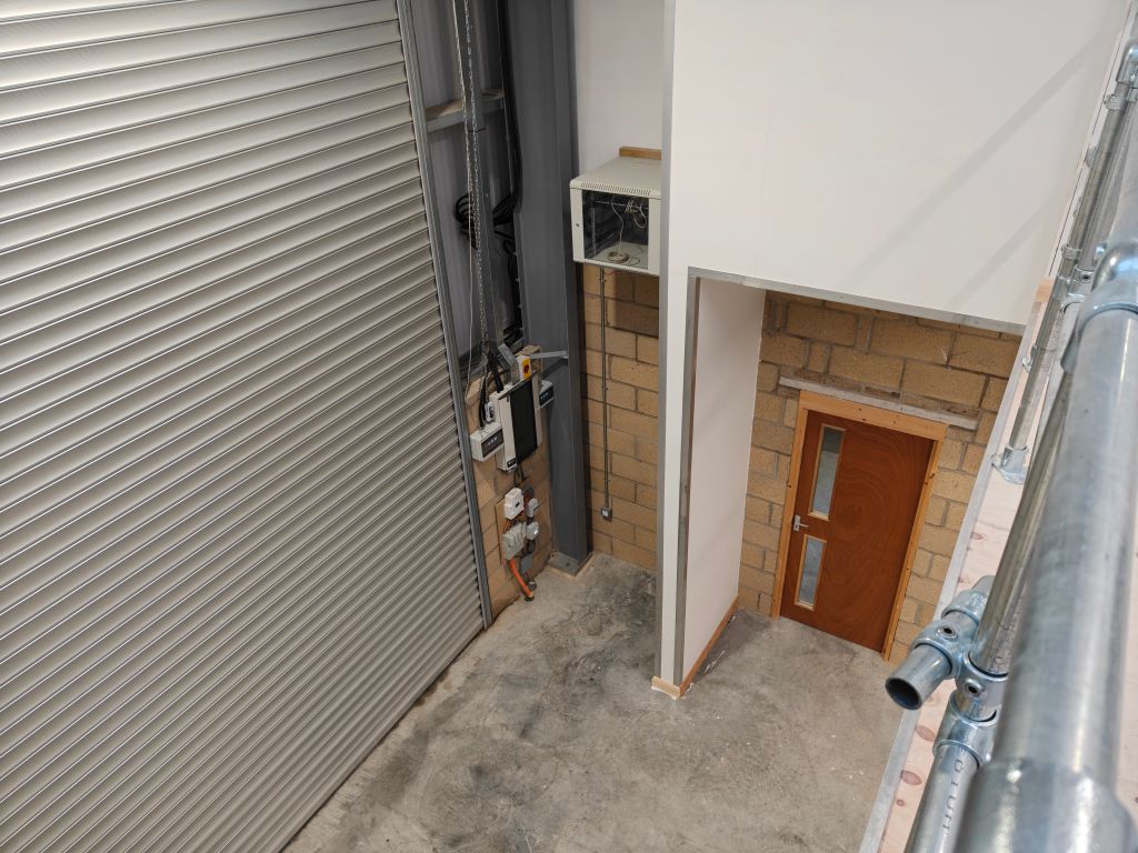 Property photo 3 of 6