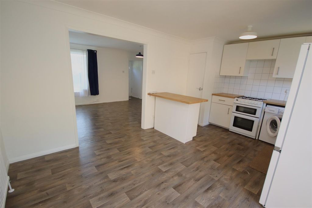 Property photo 3 of 10 Img_3904.Jpg