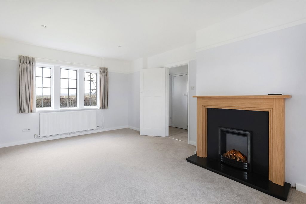 Property photo 3 of 16 Picture No. 03