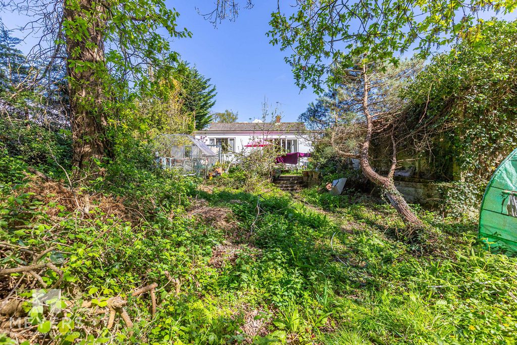 Property photo 3 of 23