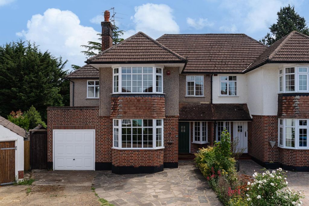 Property photo 1 of 27 Propertyportals 23.Jpg