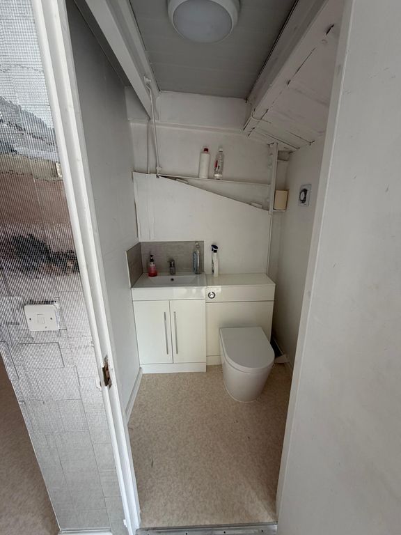 Property photo 3 of 3
