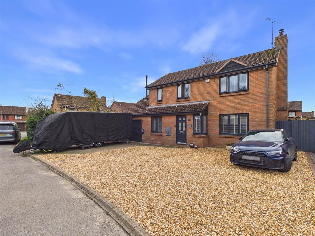 Property photo 1 of 16 Front Aspect