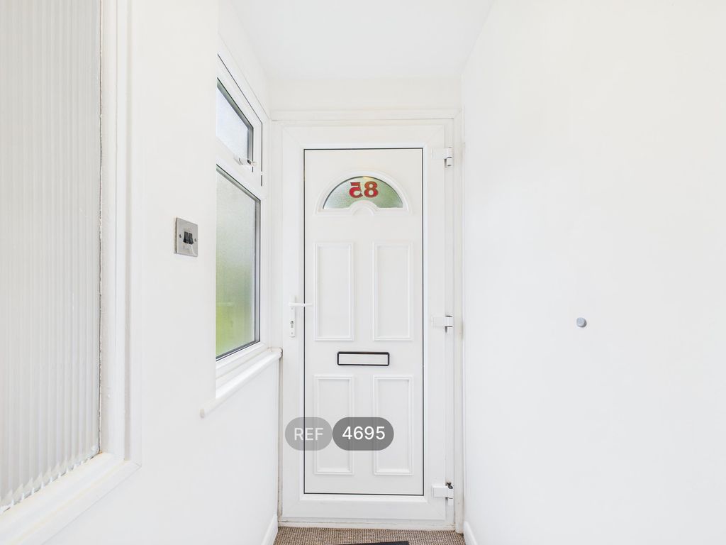 Property photo 2 of 23 Hallway
