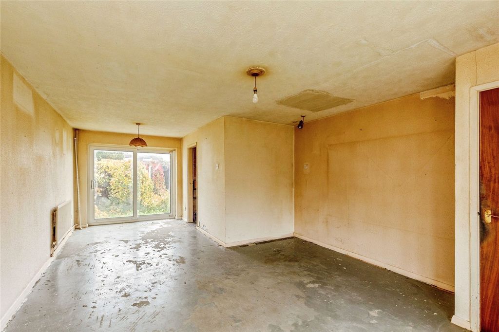 Property photo 2 of 14 Picture No. 27