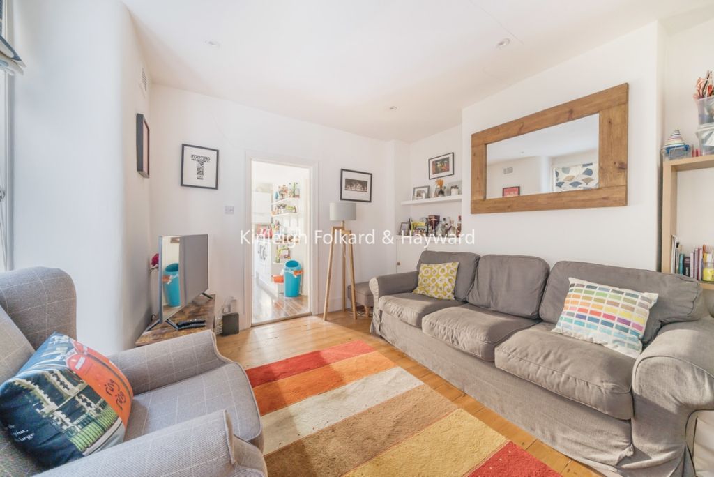 Property photo 1 of 9 13Ef3F04-dc9d-457B-9