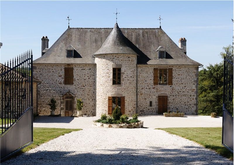 Property photo 1 of 56