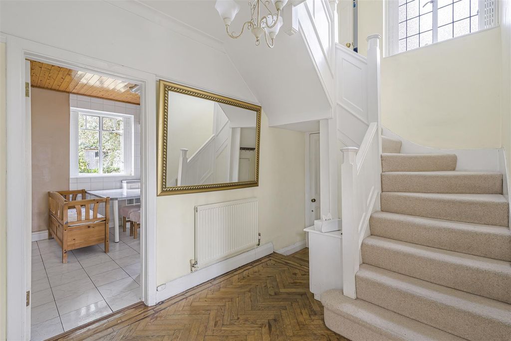 Property photo 3 of 22 14_54697.Jpg