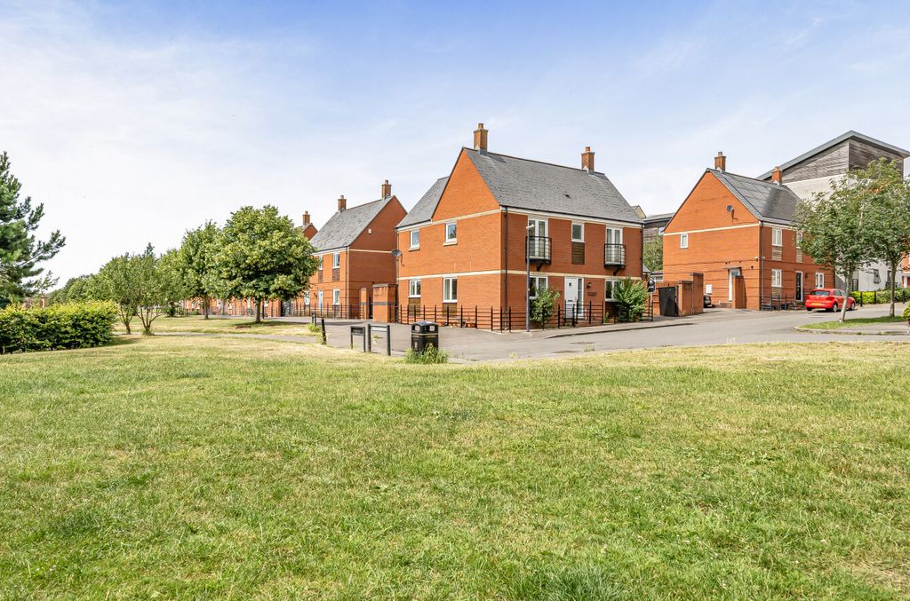 Property photo 2 of 20 1485159-1-6A3Fd93...