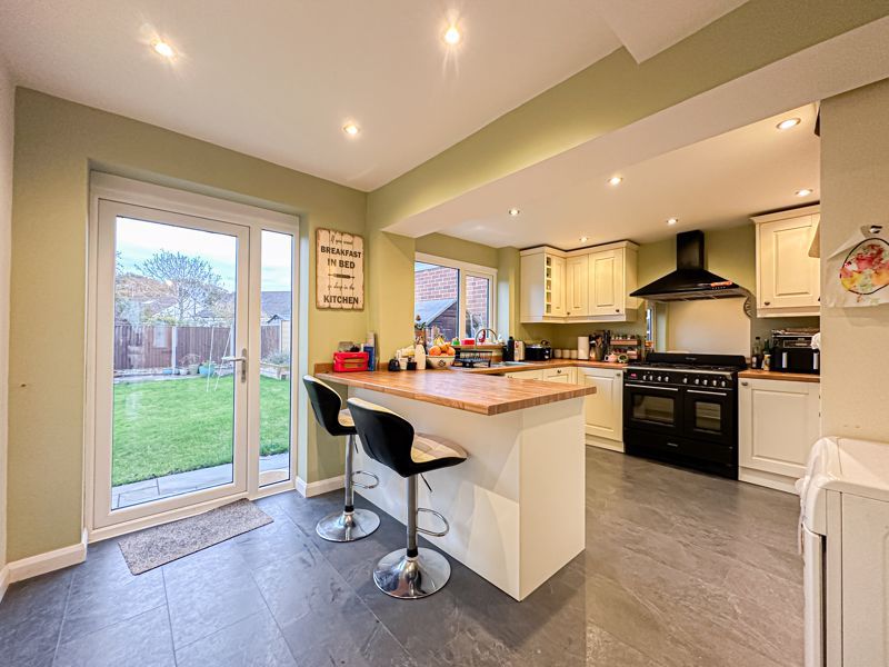 Property photo 3 of 19 Photo 15