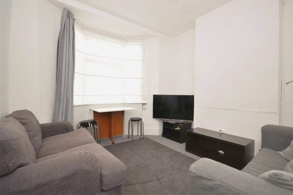 Property photo 3 of 10 Picture No. 26