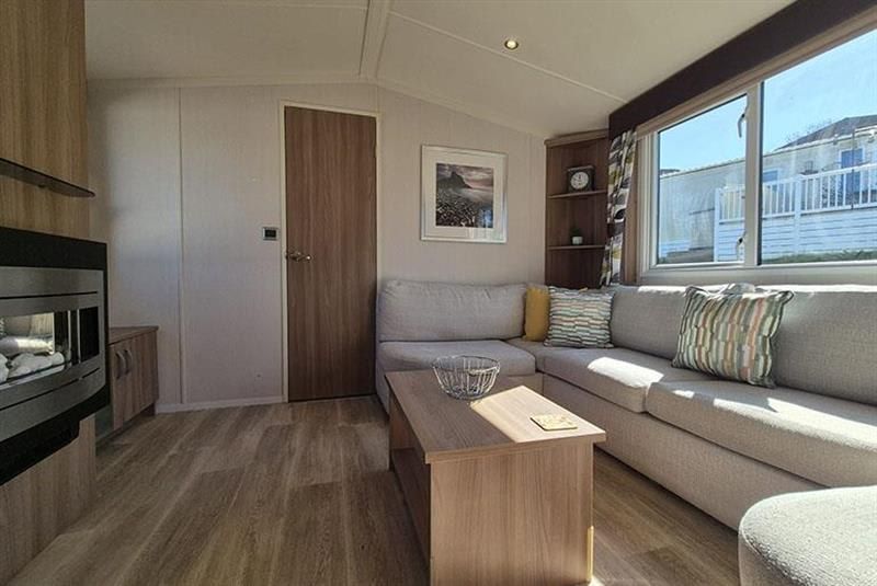 Property photo 2 of 7 007827 1 20260215 00.Jpeg