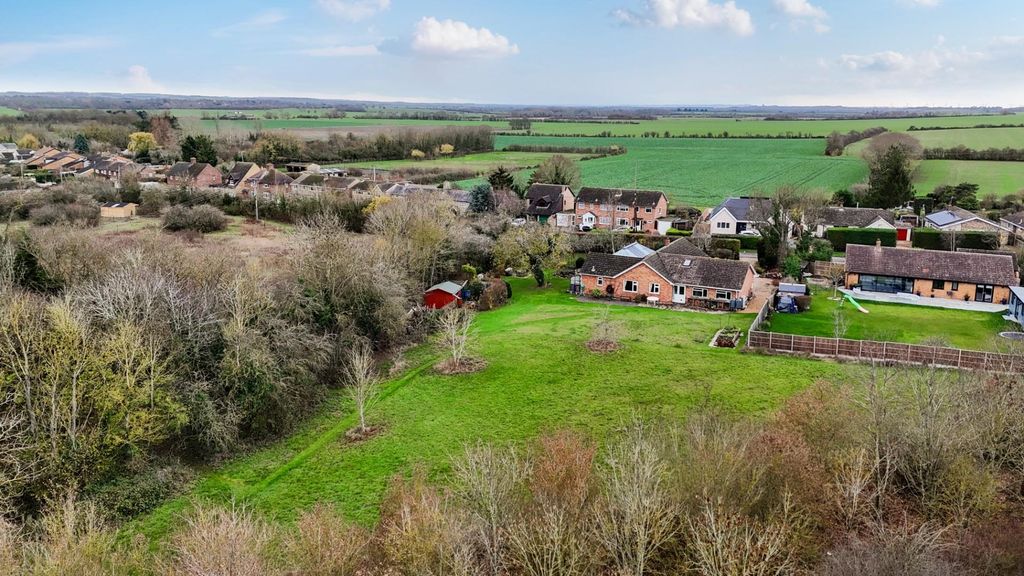 Property photo 1 of 36 1385717-14-6929B61B22B6F.Jpg