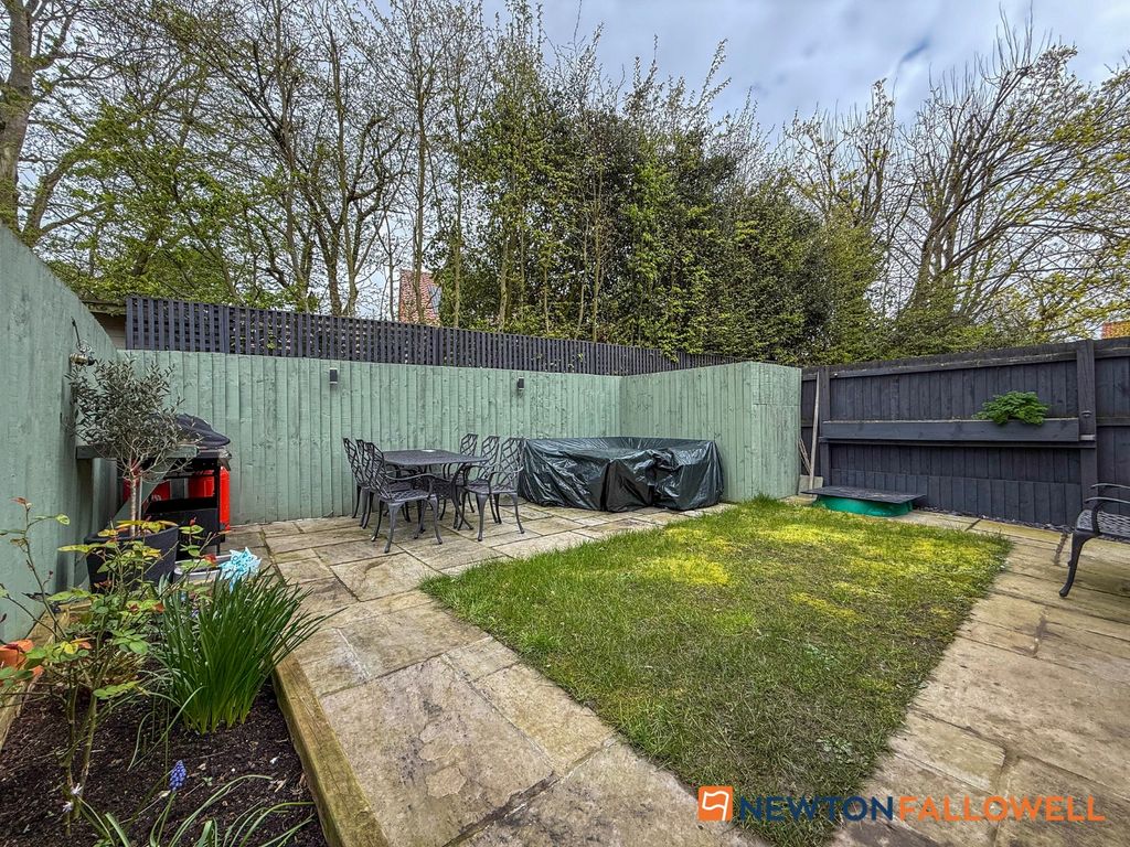 Property photo 3 of 20