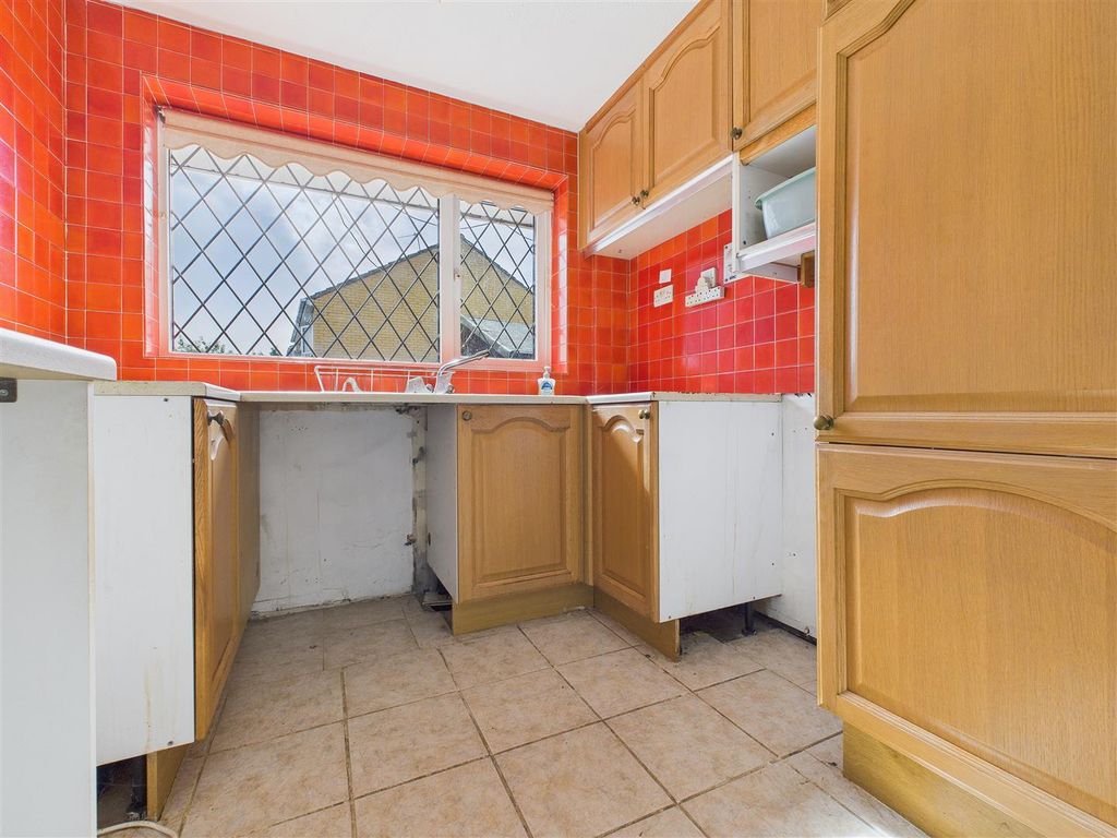 Property photo 3 of 7 Cam02453G0-Pr0167-Still001.Jpg