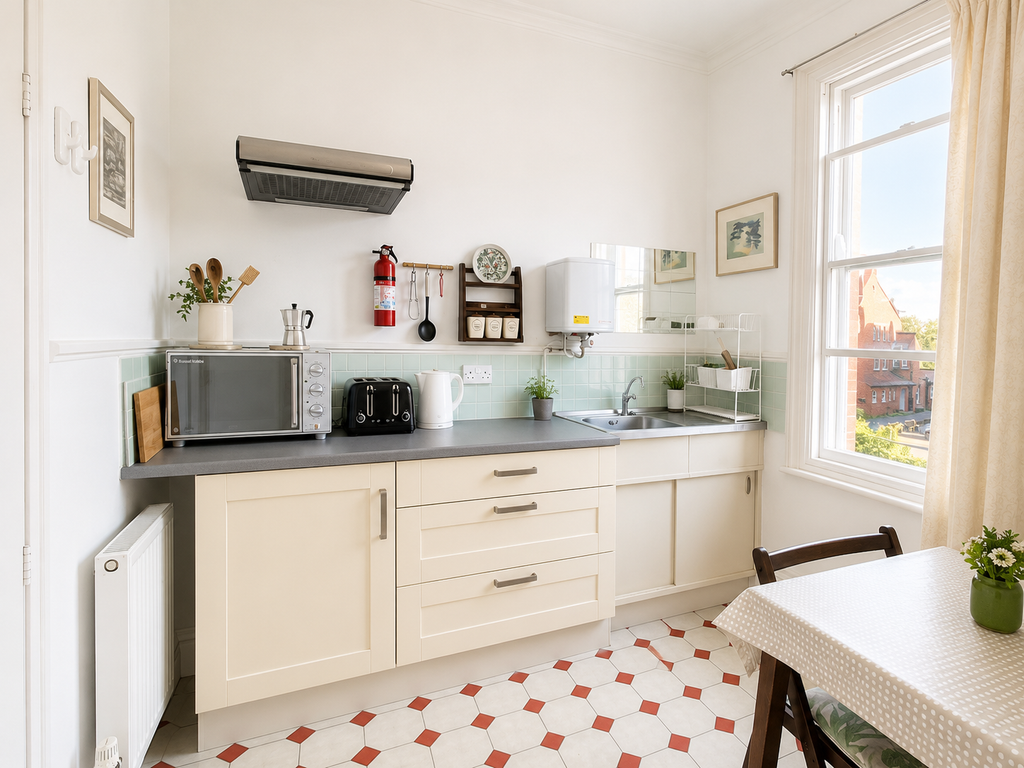 Property photo 1 of 6 Kitchen - Angle 1