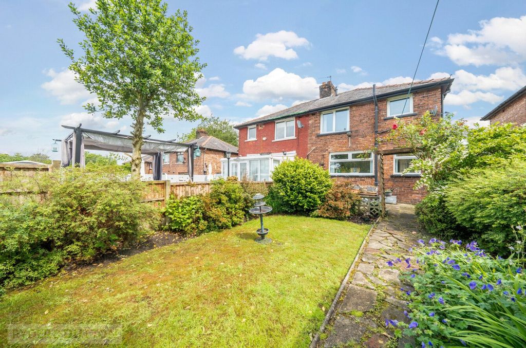 Property photo 1 of 17 Garden