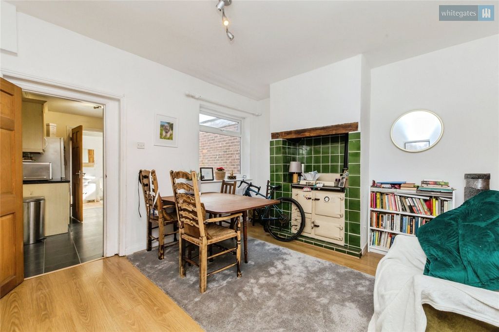 Property photo 3 of 18 Picture No. 05