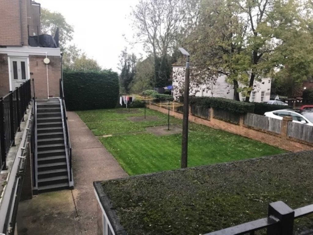 Property photo 1 of 3