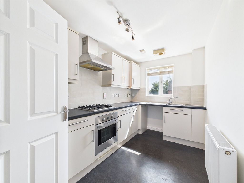 Property photo 3 of 8 Picture No. 06