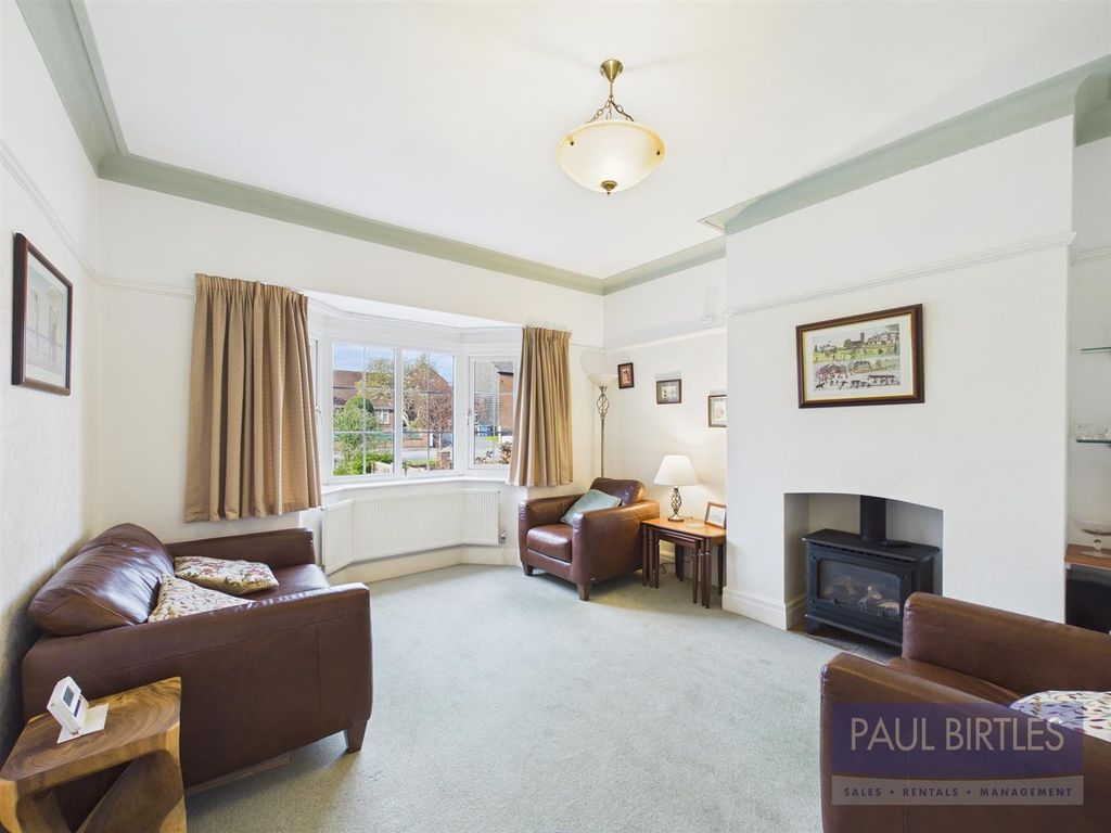 Property photo 3 of 24 Cam01301G0-Pr0734-Still016.Jpg