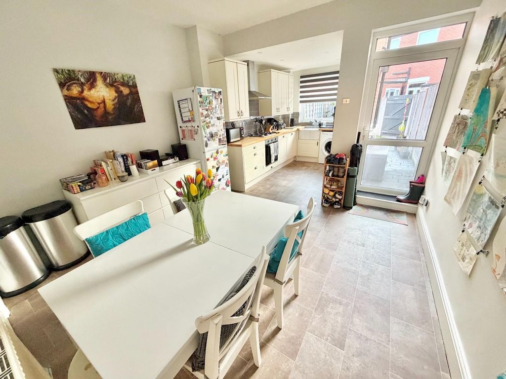 Property photo 2 of 24 Dining Room