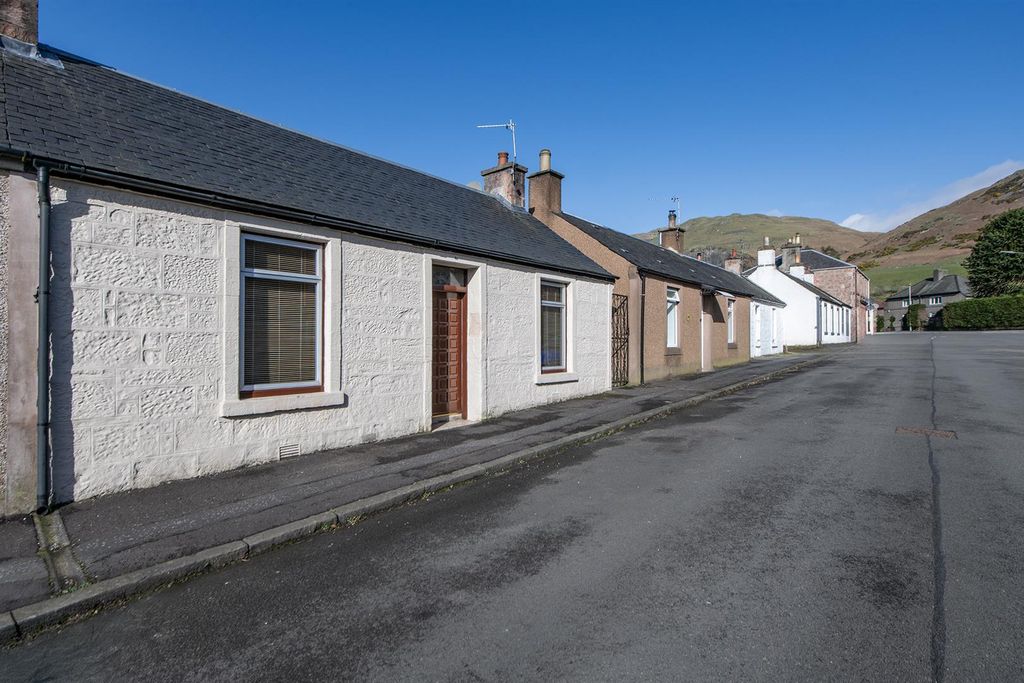 Property photo 1 of 27 Front