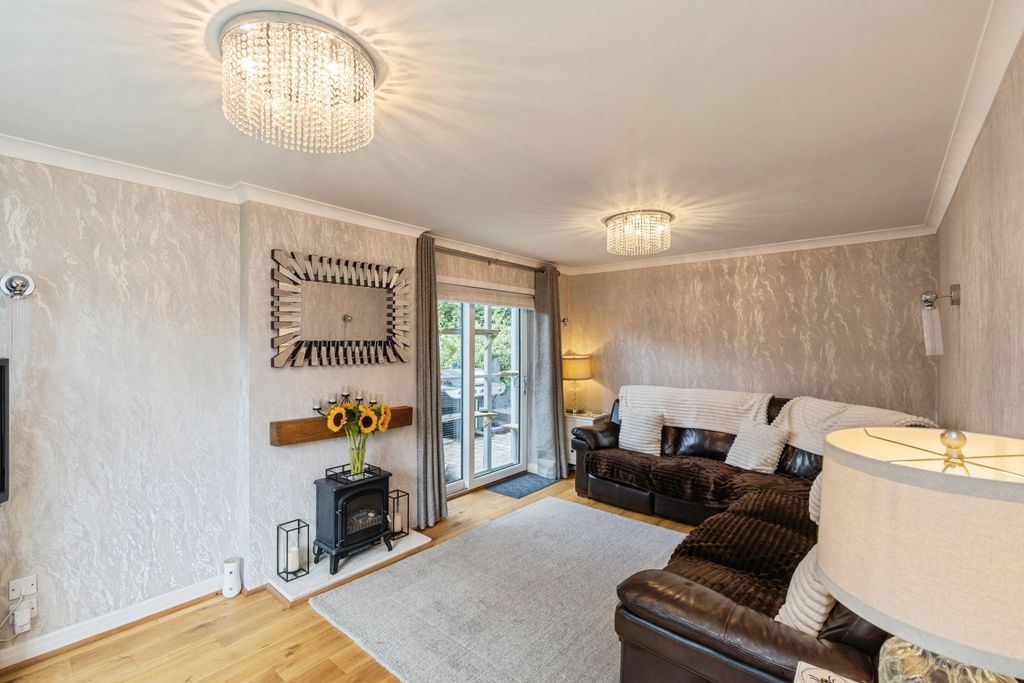 Property photo 2 of 22 Pbox-Img.Jpg