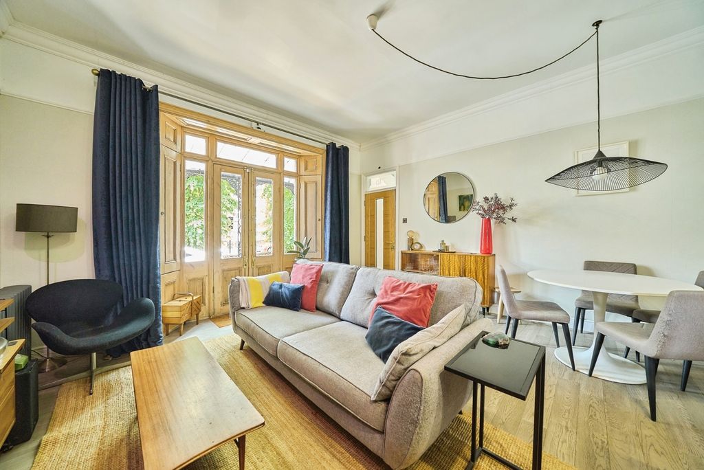 Property photo 3 of 22 Pbox-Img.Jpg