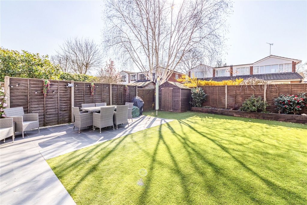 Property photo 3 of 28 Picture No. 17