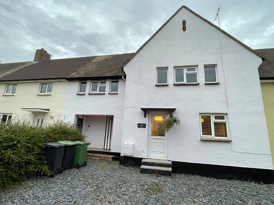 Property photo 1 of 12 Front