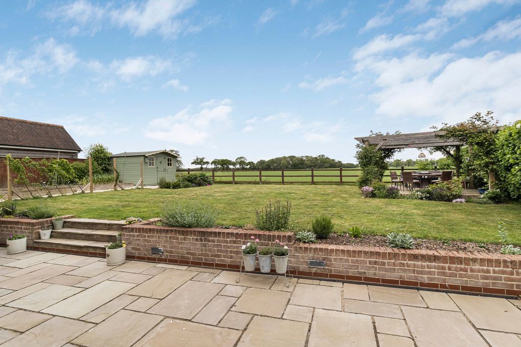 Property photo 2 of 47