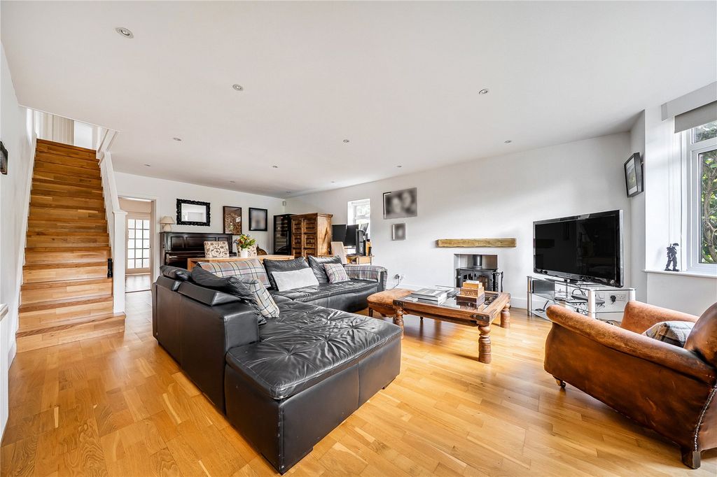 Property photo 3 of 15 Picture No. 04