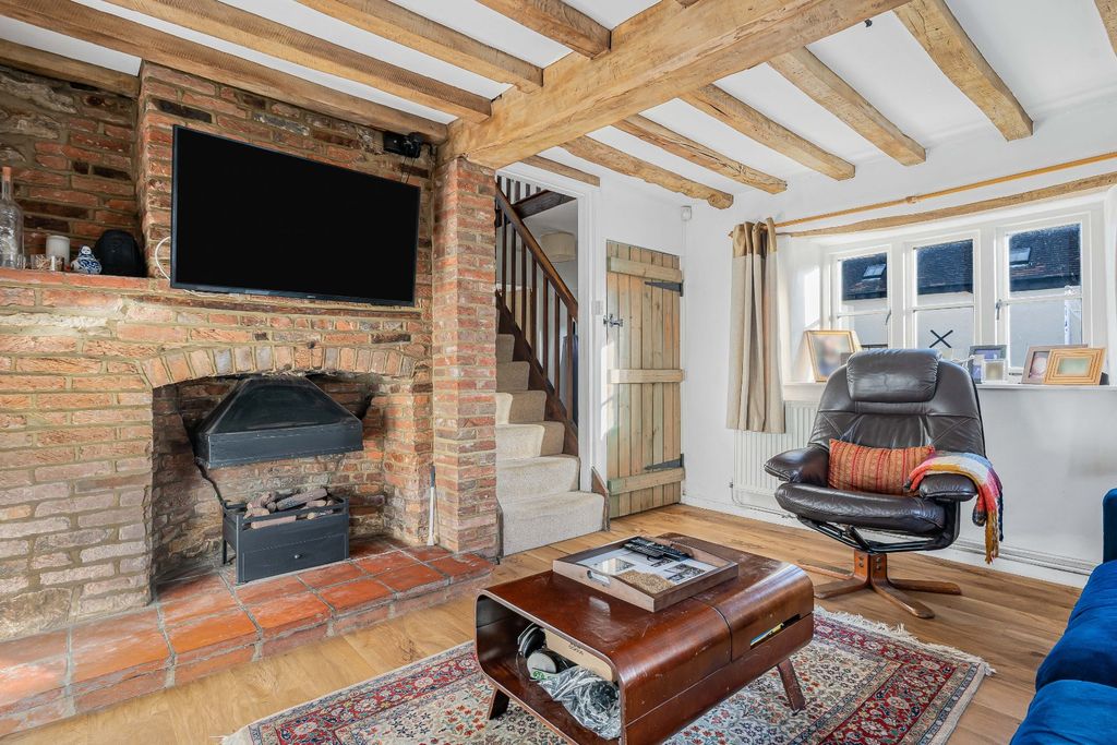 Property photo 3 of 26 Sitting Room