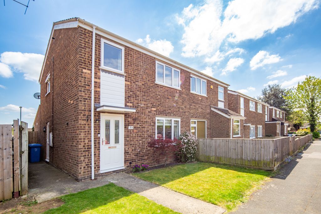 Property photo 1 of 20 Front