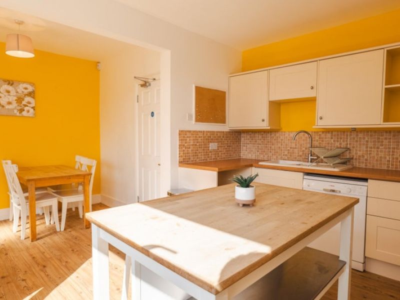 Property photo 3 of 7